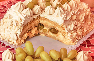 bolo-merengue-de-uvas